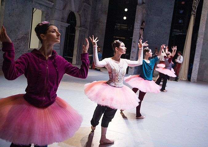 Coppelia: Backstage rehearsals