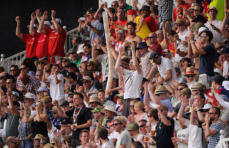 cricket match: 1st ashes test day three