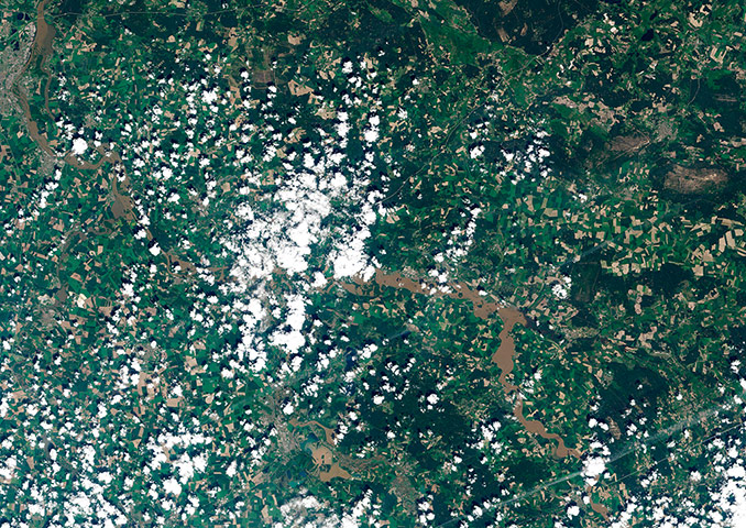 Satellite Eye on Earth: Surging Elbe