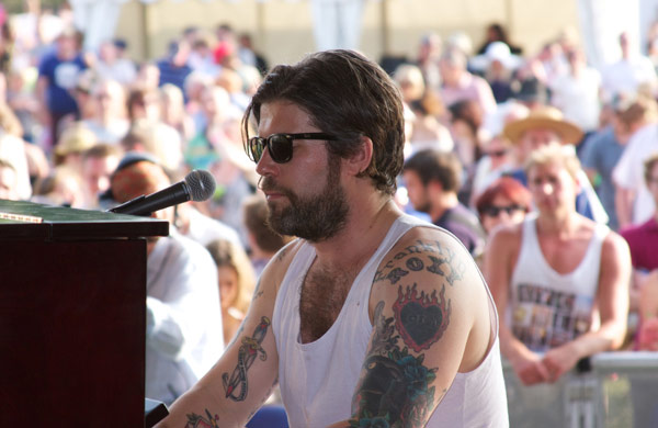 Village Green: Ed Harcourt