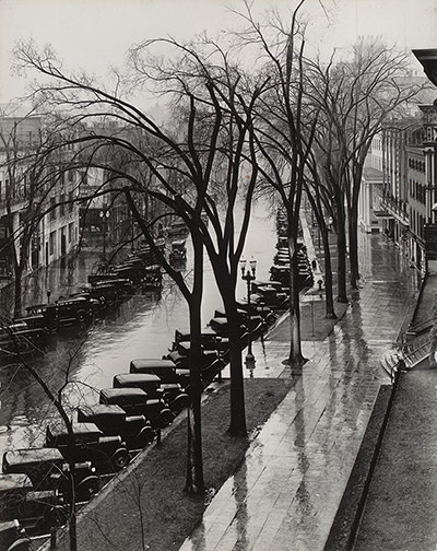 Walker Evans: Main Street, Saratoga Springs, New York, 1931