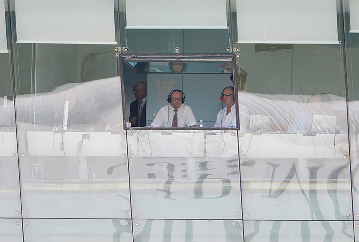 cricket: 2nd ashes test day one