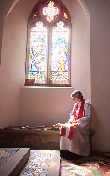 CofE: Rev Claire Lording