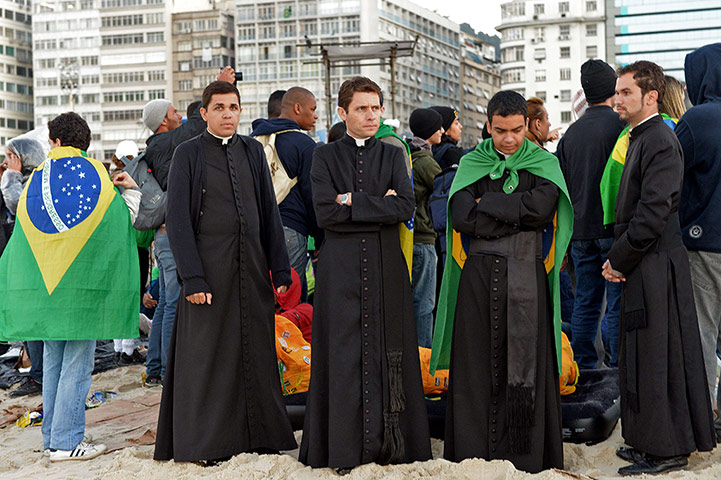 Pope's beach mass: Pope Francis' beach mass in pictures