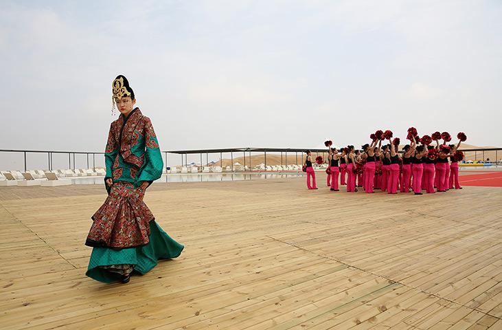 Sounding Sand Desert: Sounding Sand Desert In Inner Mongolia