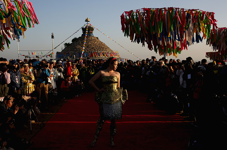 Sounding Sand Desert: Sounding Sand Desert In Inner Mongolia