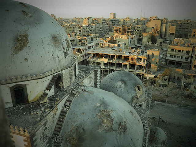 Homs destruction: The damaged Khalid bin al Walid mosque in Homs 