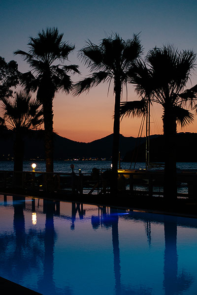 Canonlowlight: Swimming pool, Turkey