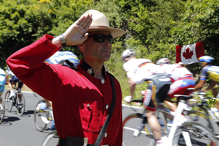 Tour de France stage 7: Canada fan 