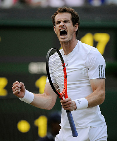 Andy Murray's Semi: Andy Murray celebrates winning the 3rd set 