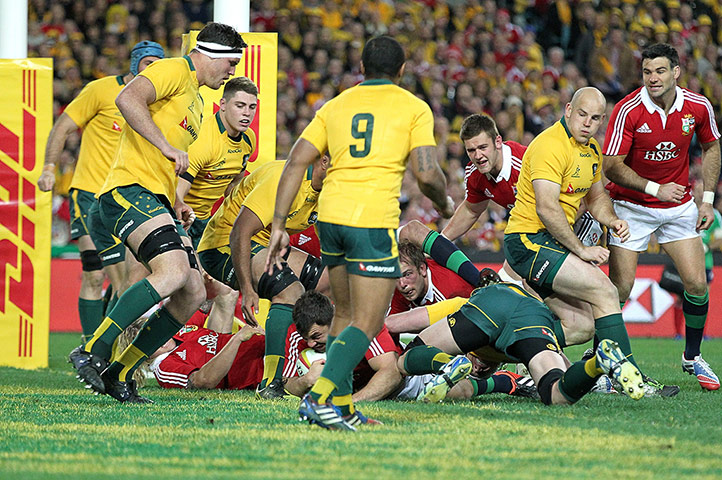 Lions final Test: Alex Corbisiero scores a try