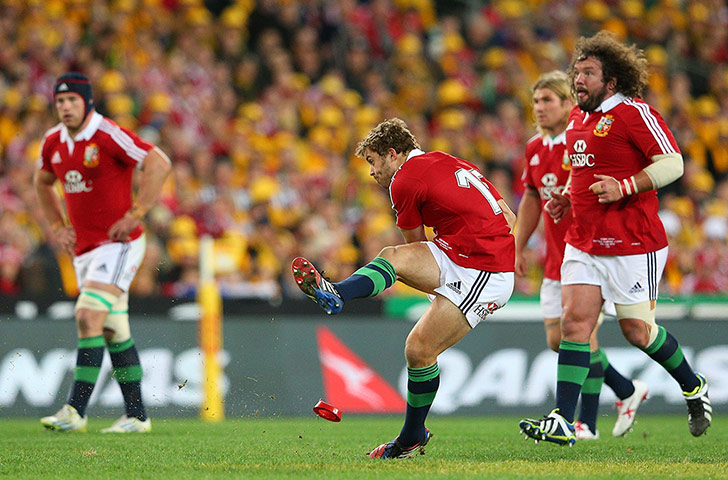 Lions final Test: Leigh Halfpenny scores a penalty