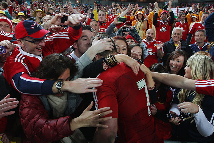 Lions final test: Sean O'Brien celebrates with fans