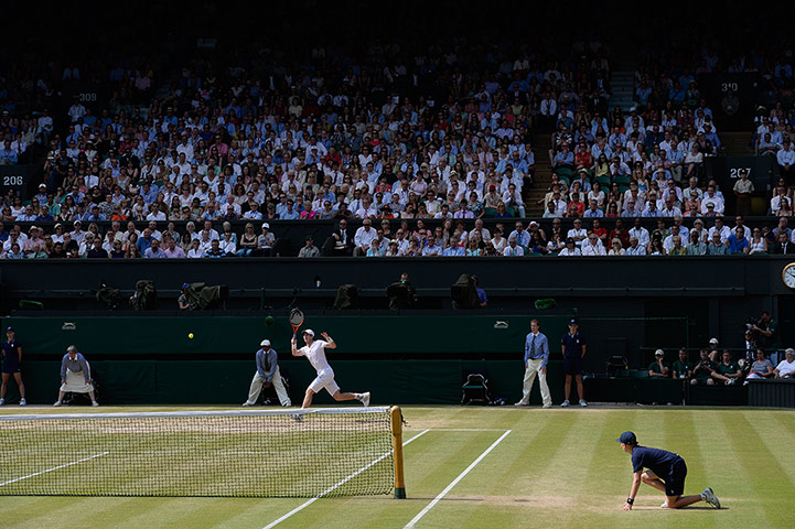 Wimbledon final update: Match begins