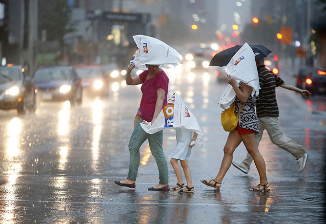 canada floods: Flooding in Toronto, Canada - 08 Jul 2013