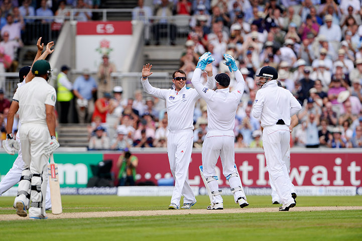 3rd ashes day 1 TJ: Usman Khawaja out