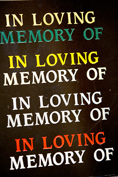 Cremation open day: Examples of different colour text for headstones