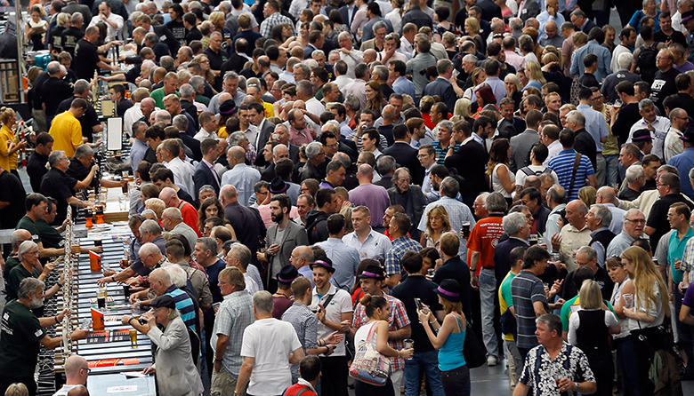 Beer festival extras: Queues at the beer festival