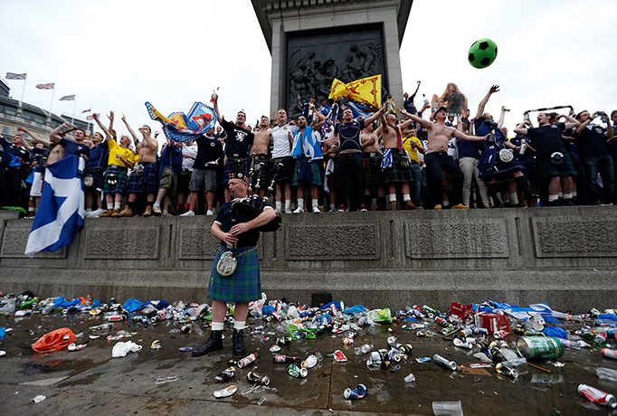 Tartan Army: Tartan Army in London