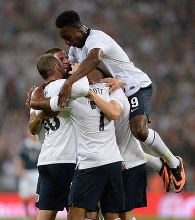 England v Scotland: England players celebrate