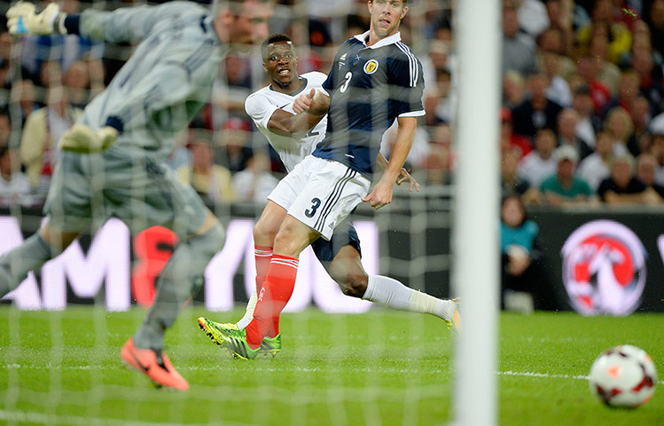 England v Scotland 2: Wilfried Zaha fires just wide 