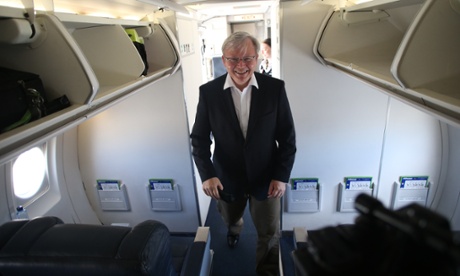 The Prime Minister Kevin Rudd joins the press plane for the Darwin to Kununurra flight, Thursday 15th August 2013.