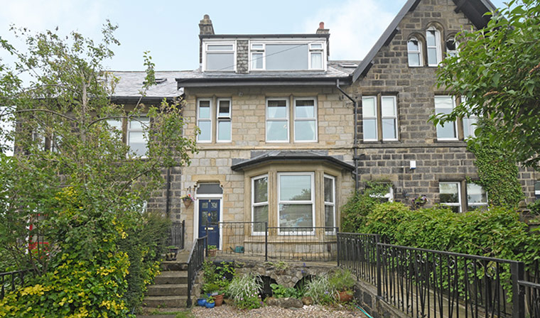 Snooping around (16 Aug): Snooping: Wheatly (around town)