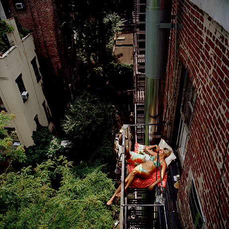 Big Picture - in pictures: Big picture - NYC SPF sunbathing