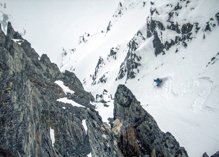 photo of a skiing expedition by Jim Harris