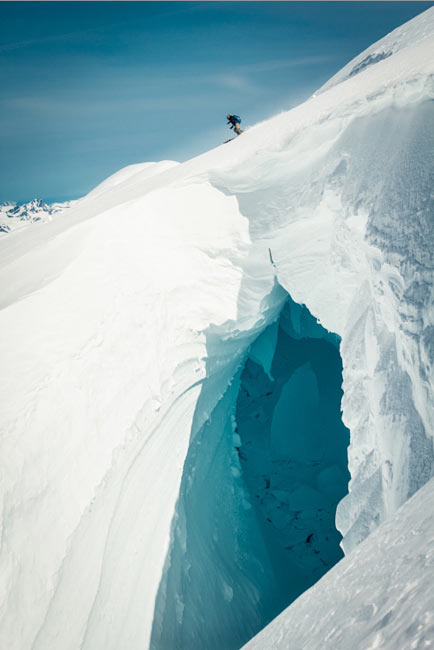 photo of a skiing expedition by Jim Harris