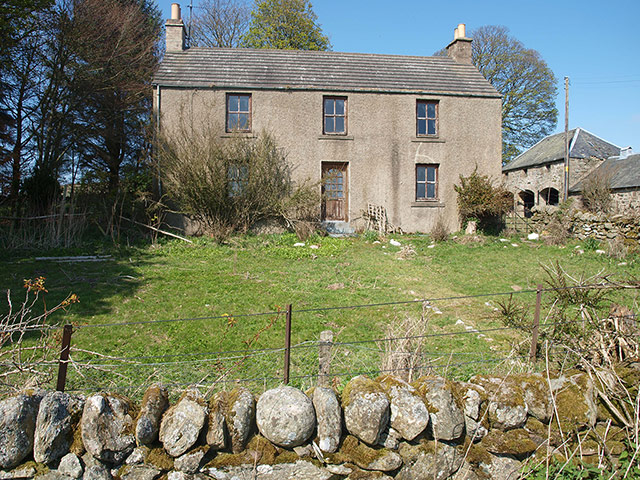 Snooping around (23 Aug): Logiealmond, near Perth