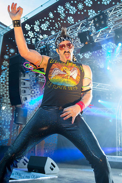 Air Guitar: Runner up Doug 'The Thunder' Stroock from the US 