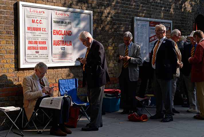 best of the ashes ..: 2nd ashes test day one
