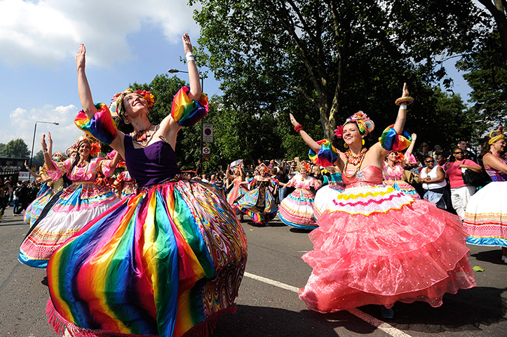 Notting Hill carnival: Dancers in fancy costumes 