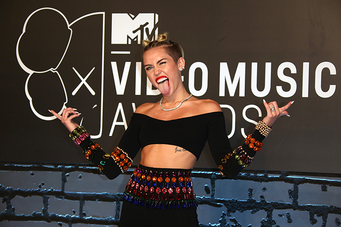 VMA awards: Miley Cyrus arrives