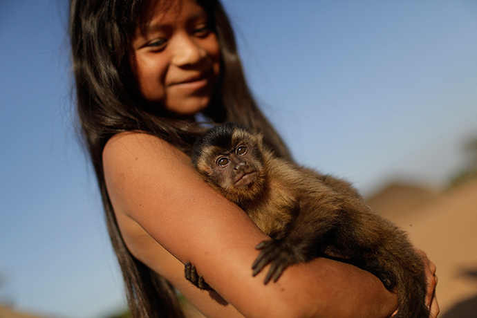 Waura Indian ritual : Waura Indian quarup ritual in pictures