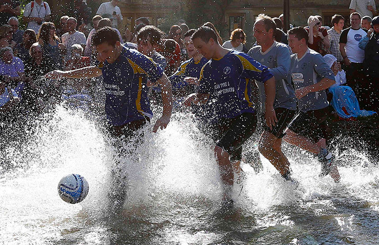 River football : River football in pictures