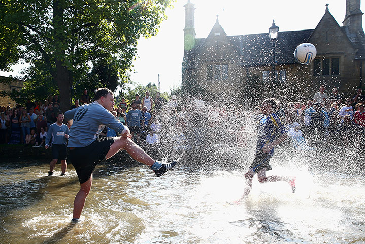 River football : River football in pictures