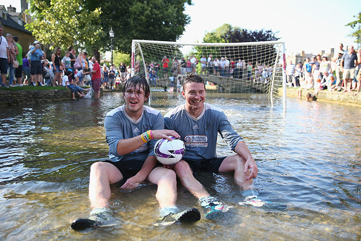 River football : River football in pictures