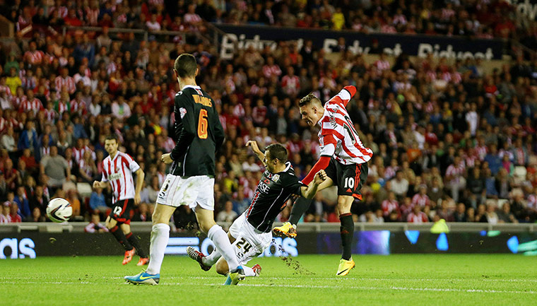 capital one cup: Connor Wickham scores the third goal for Sunderland