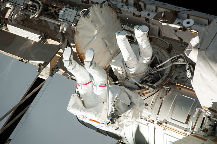 A Month in Space: Space walk