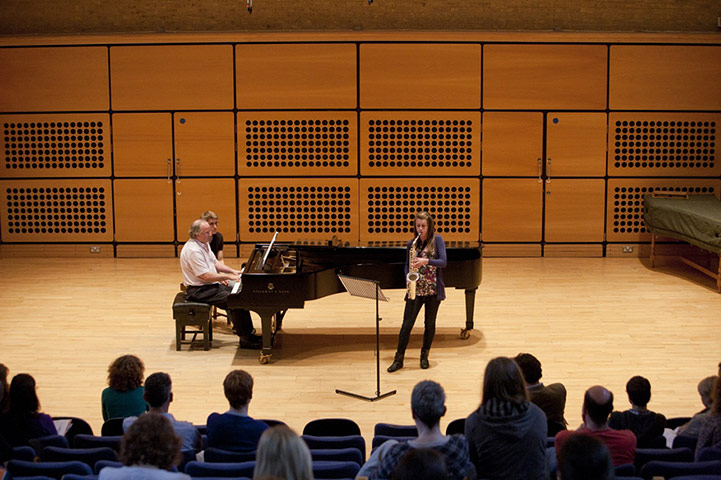 Employability Nottingham: Employability Nottingham : Performance and confidence