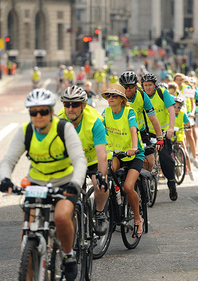 RideLondon: Cyclists attempt to break the Guinness World Record for the longest single 