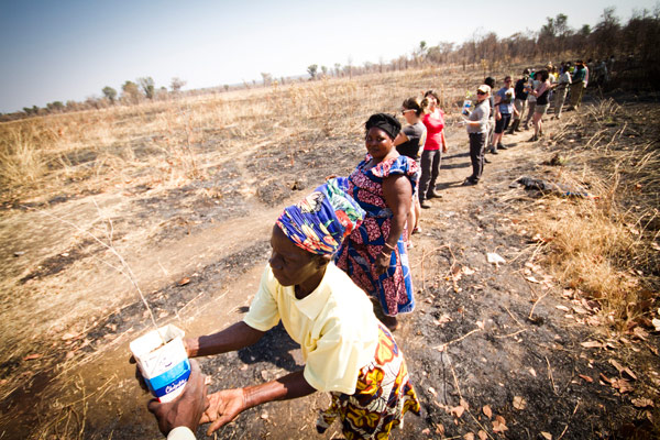 Reforestation in Zambia: Local womens' group join forces with Greenpop 