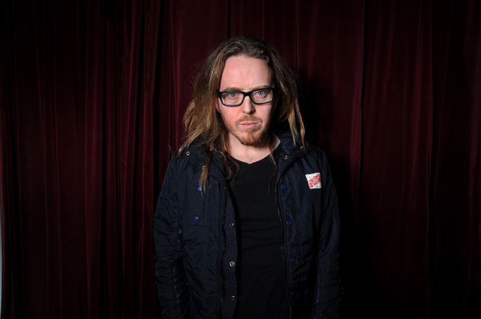 Schmitz Minchin: Actor Tim Minchin