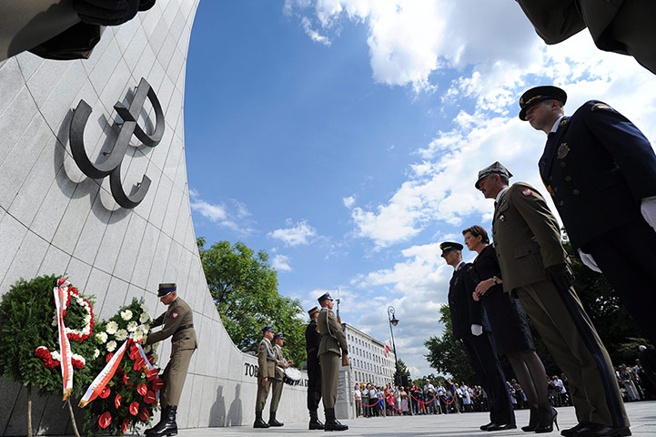 Warsaw Uprising: Ewa Kopacz, Marshal of the Polish parliament Sejm, lays a wreath
