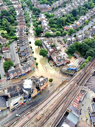 Herne Hill flood: Aerial view of Herne Hill floods from MPS Helicopters