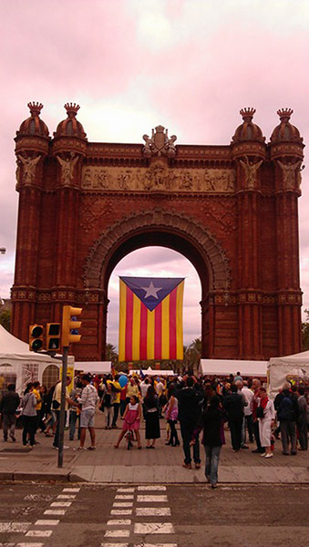 National Catalan day: arc de triomf barcelona
