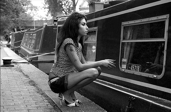 Amy Winehouse at Proud: Oscar Lasa