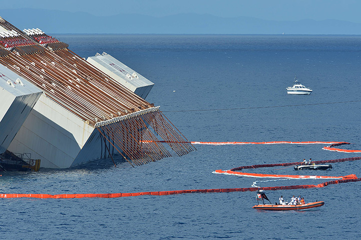 Concordia salvage om: The operation will see the ship rotated by a series of cables and hydraulic